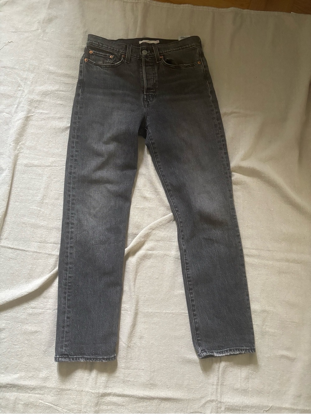 Levi’s Premium Wedgie Straight Leg Gray Wash Button Fly Size 27 (measures 28)